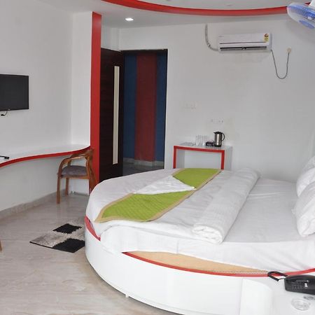 Hotel Blue Bell Raiwala Dış mekan fotoğraf
