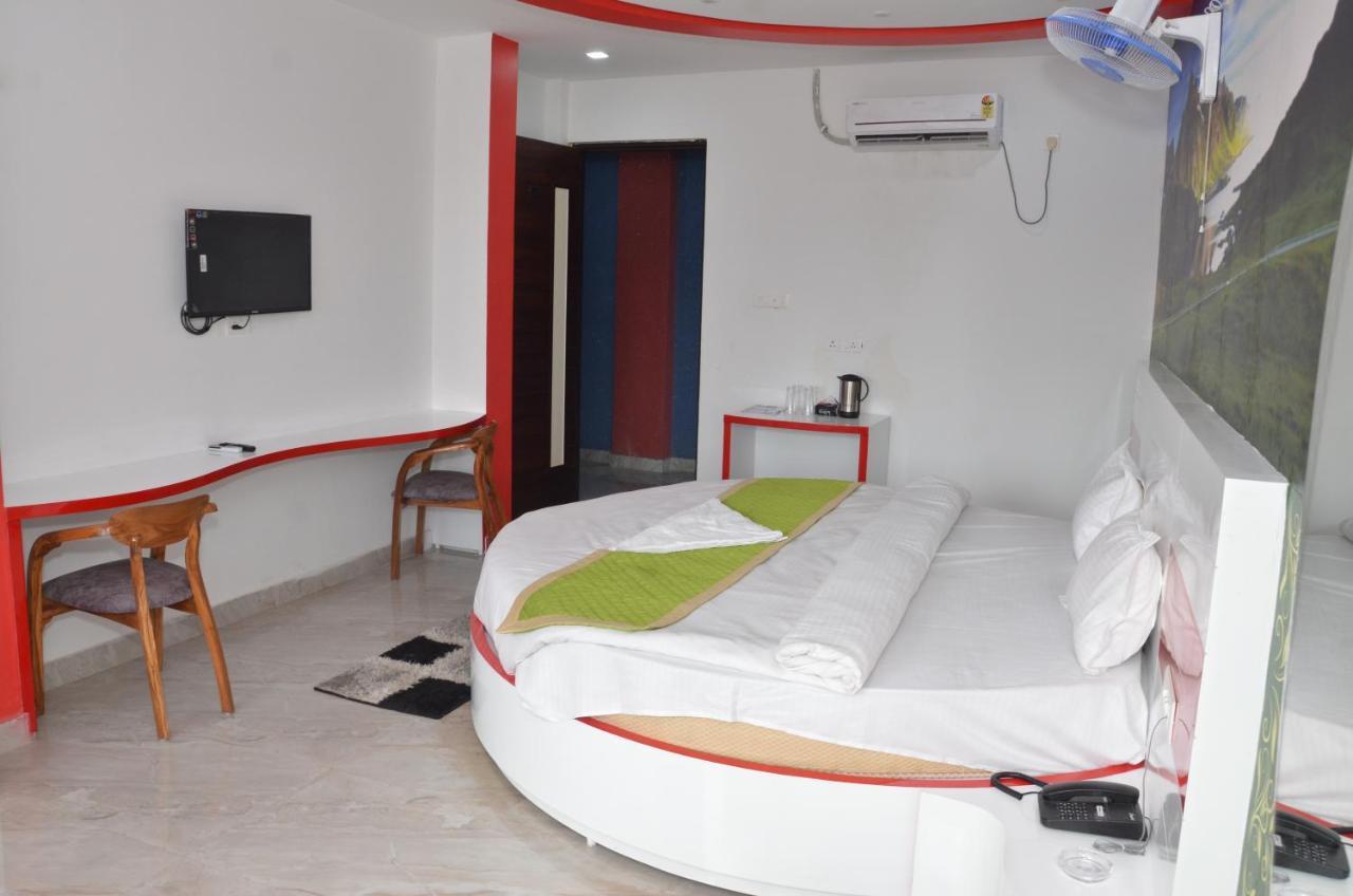 Hotel Blue Bell Raiwala Dış mekan fotoğraf