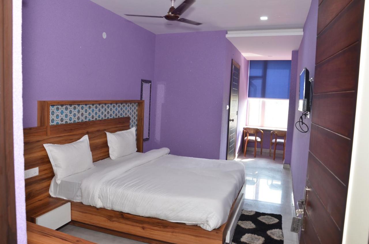 Hotel Blue Bell Raiwala Dış mekan fotoğraf